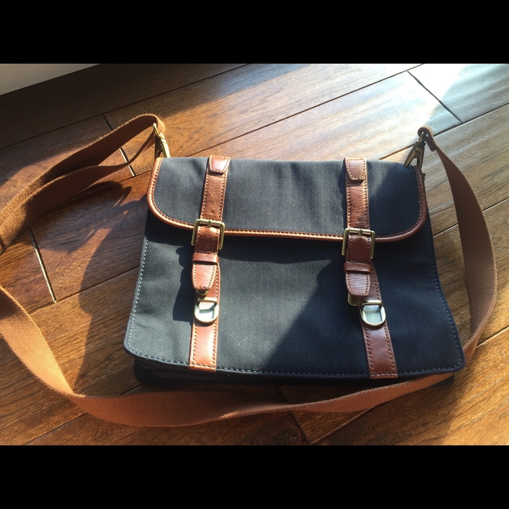 Fossil Estate East West Messenger Bag Navy Canvas